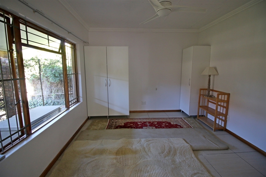 5 Bedroom Property for Sale in Vincent Eastern Cape